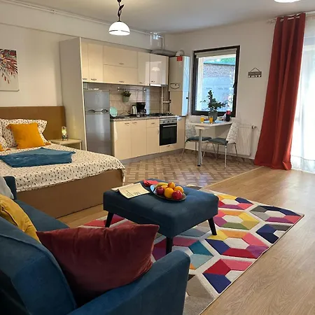 Apartment Deluxe Uniri Bucharest