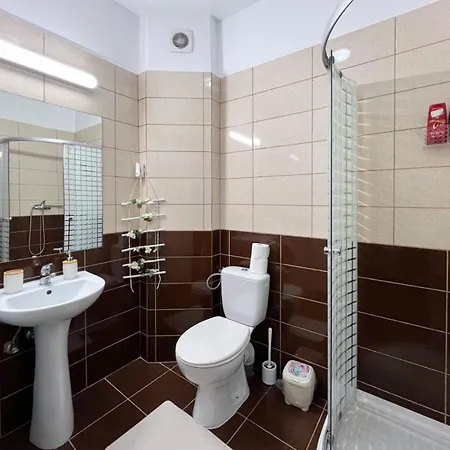 Deluxe Uniri Bucharest