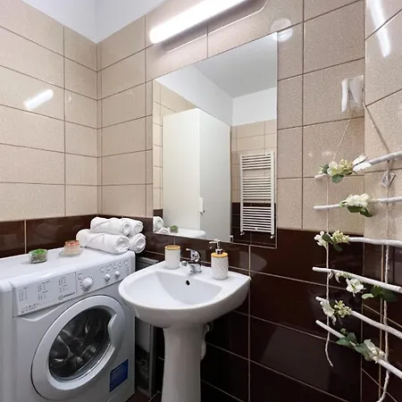 Apartment Deluxe Uniri Bucharest