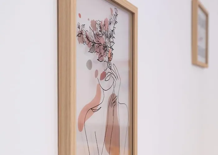 Deluxe Uniri Bucarest