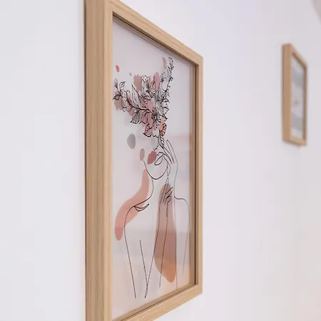 Deluxe Uniri Bukarest